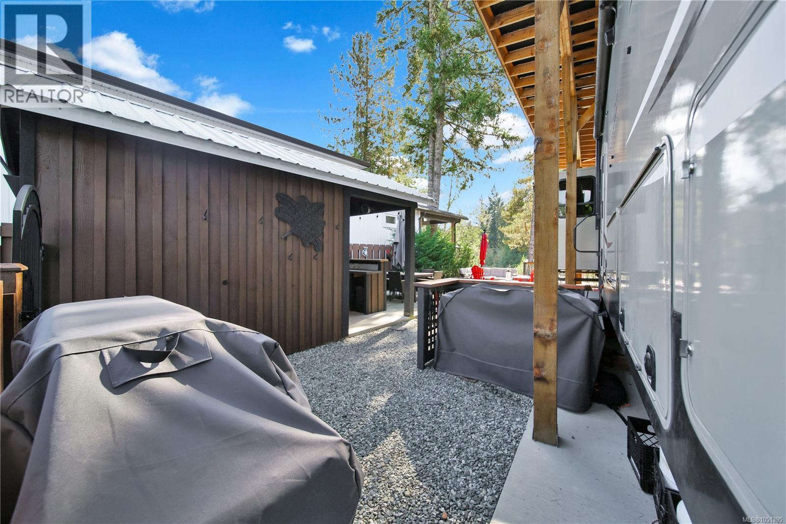 #25 10750 Central Lake Rd - 29