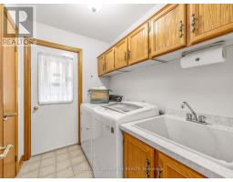 30 Invermarge Drive, Toronto, ON M1C3M4 Photo 24