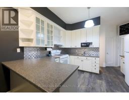 Main Floor - 405 Kingston Road, Toronto, ON M4L1V1 Photo 6