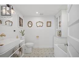 22 Pretoria Avenue, Toronto, ON M4K1T3 Photo 39