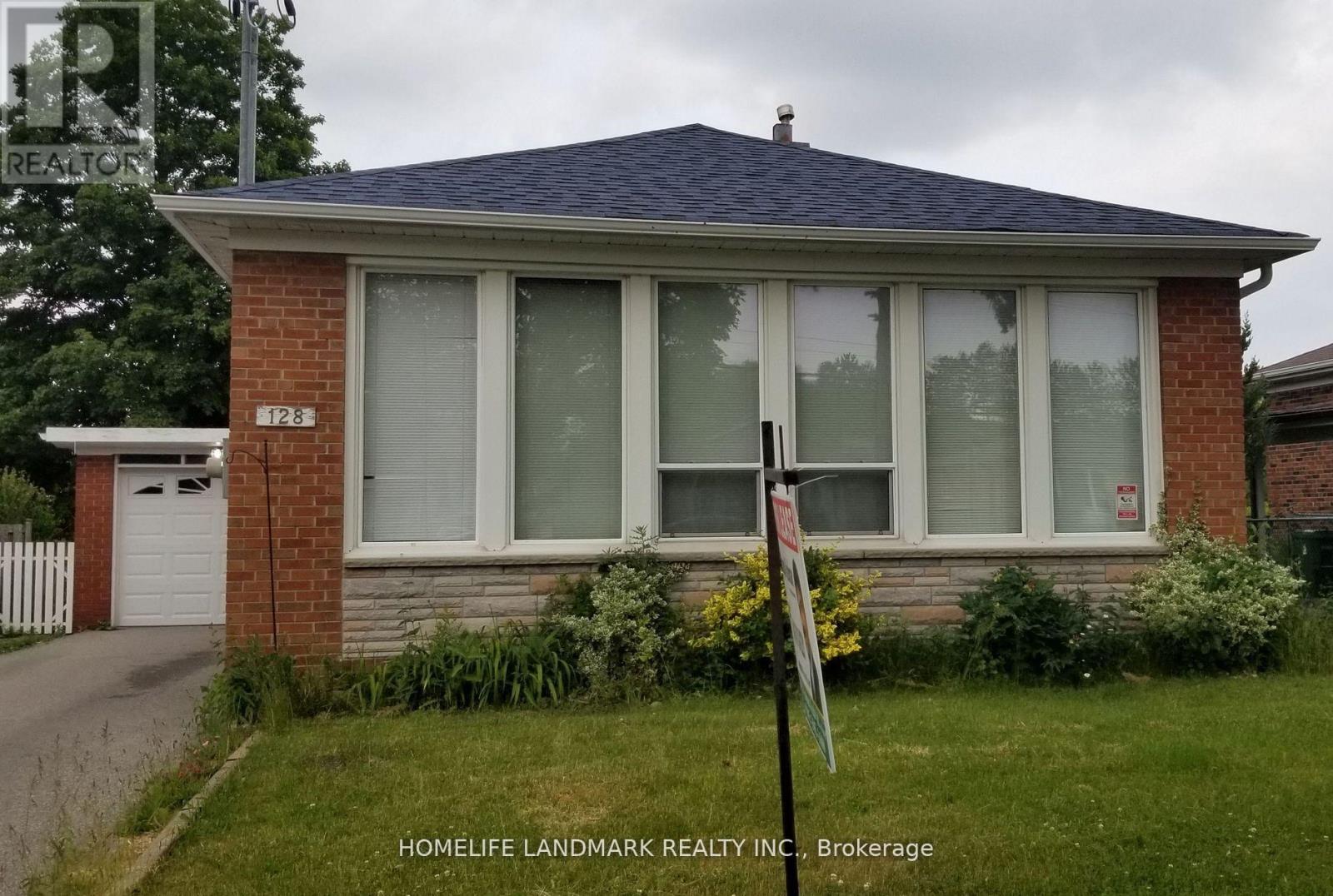 Photo of 128 Lord Roberts Drive