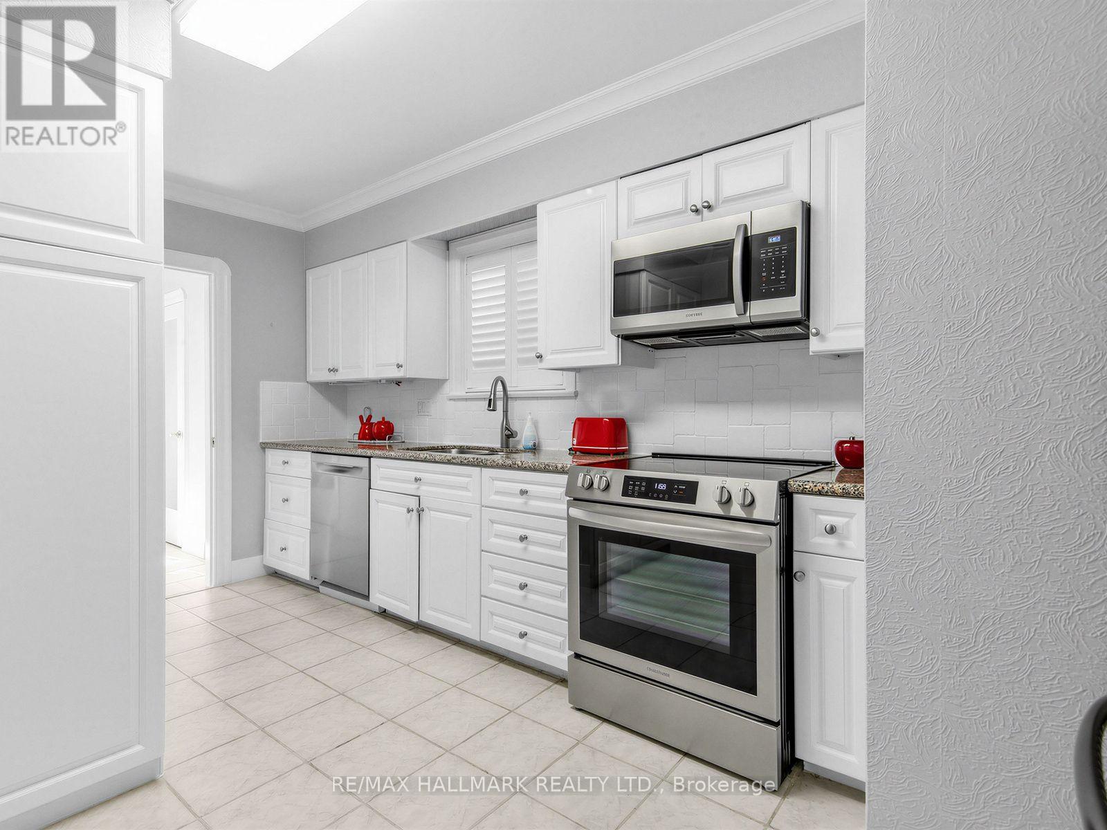 224 O' CONNOR DRIVE - 11