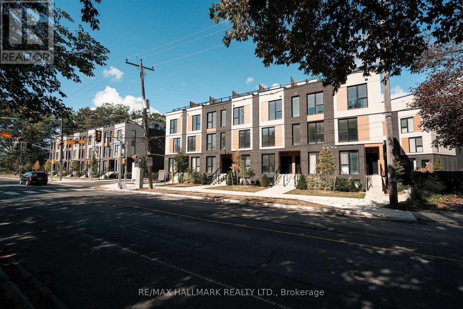13- 170 Clonmore Drive, Toronto, ON photo 3