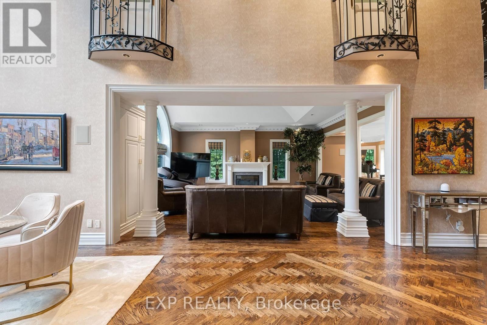 65 Offord Crescent, Aurora, ON photo 10