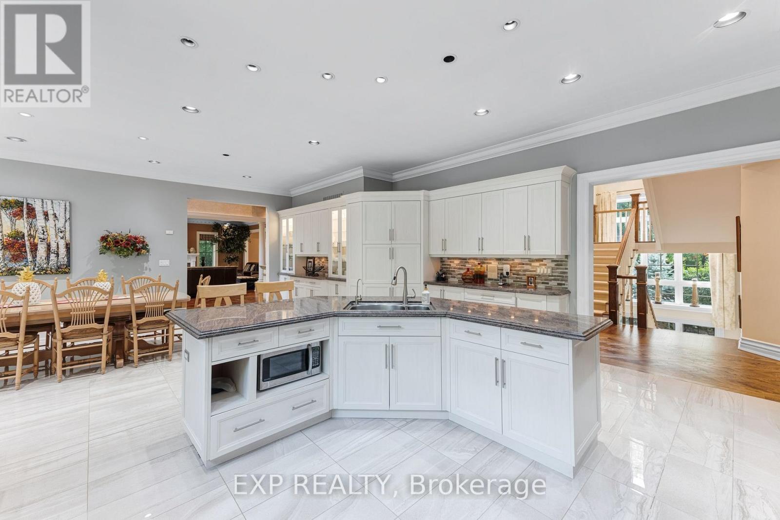 65 Offord Crescent, Aurora, ON photo 15
