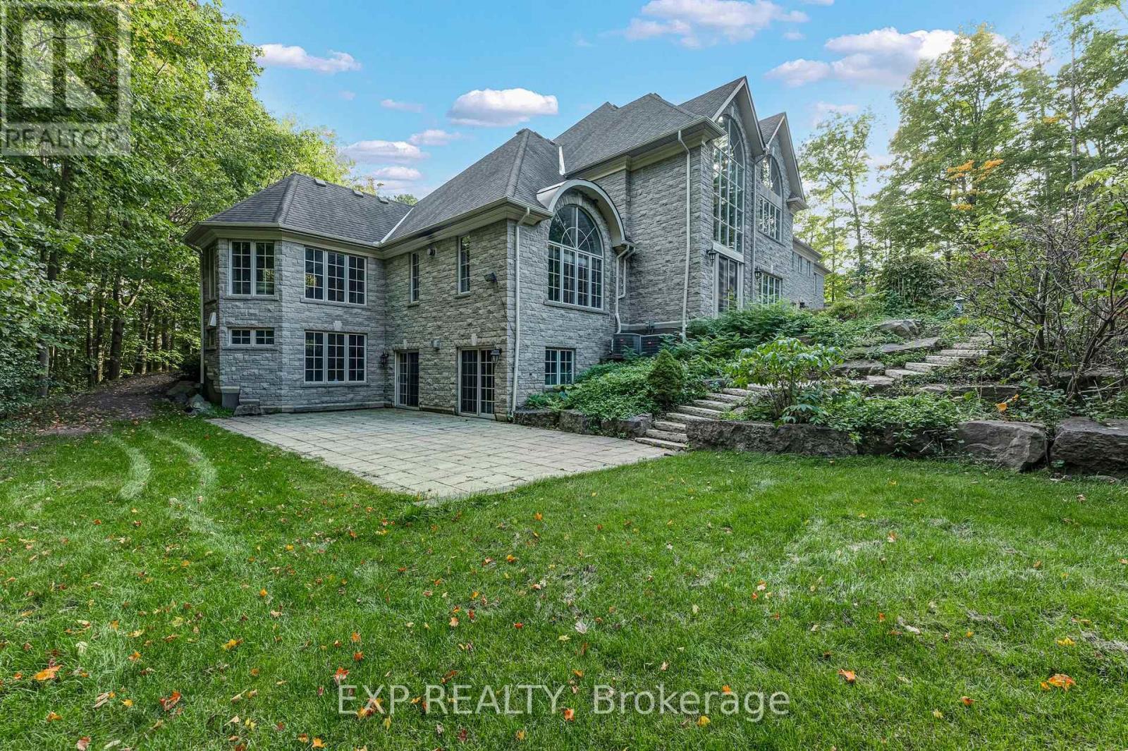 65 Offord Crescent, Aurora, ON photo 48