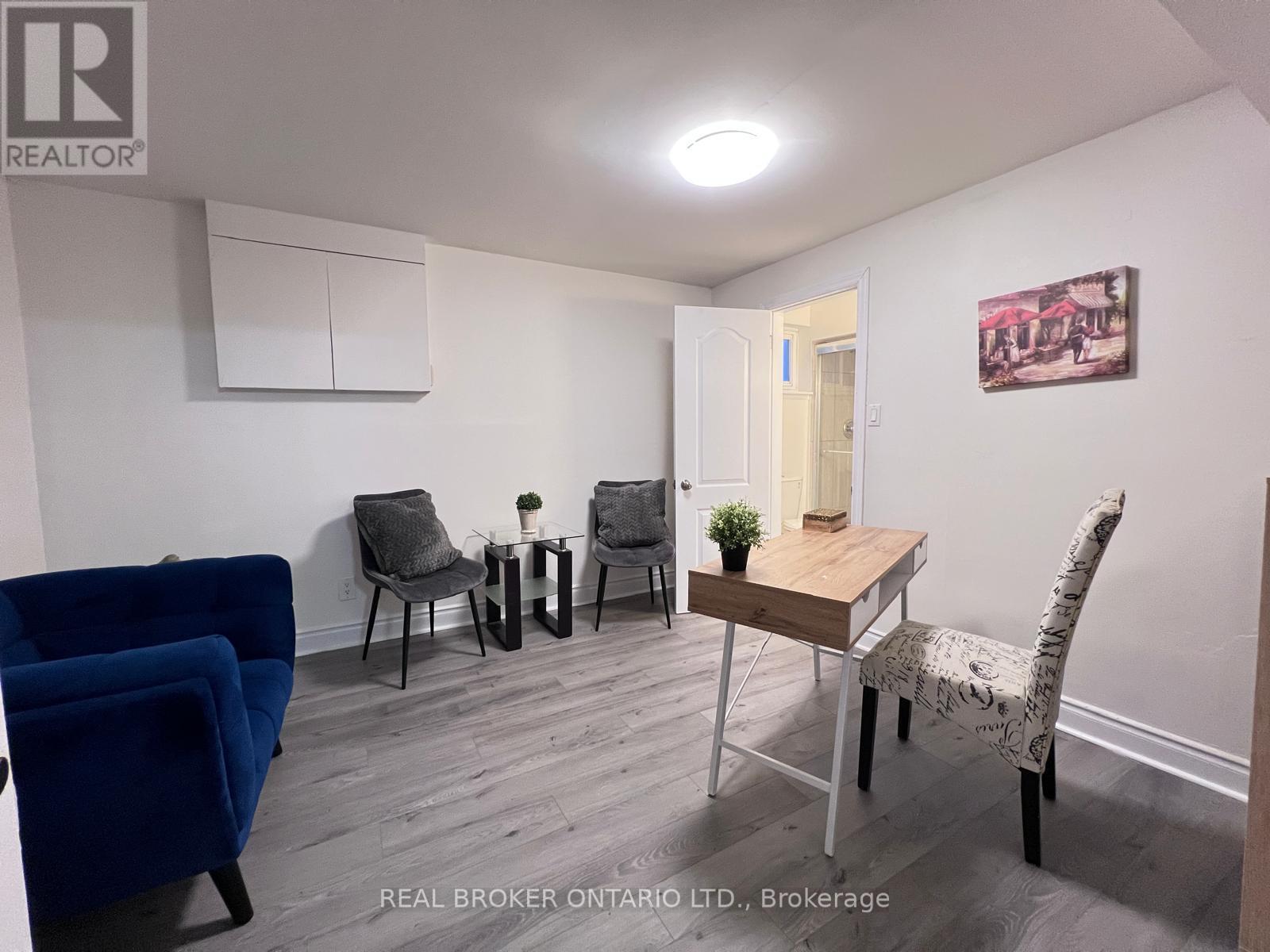 105 Fred Varley Drive, Markham, ON photo 12