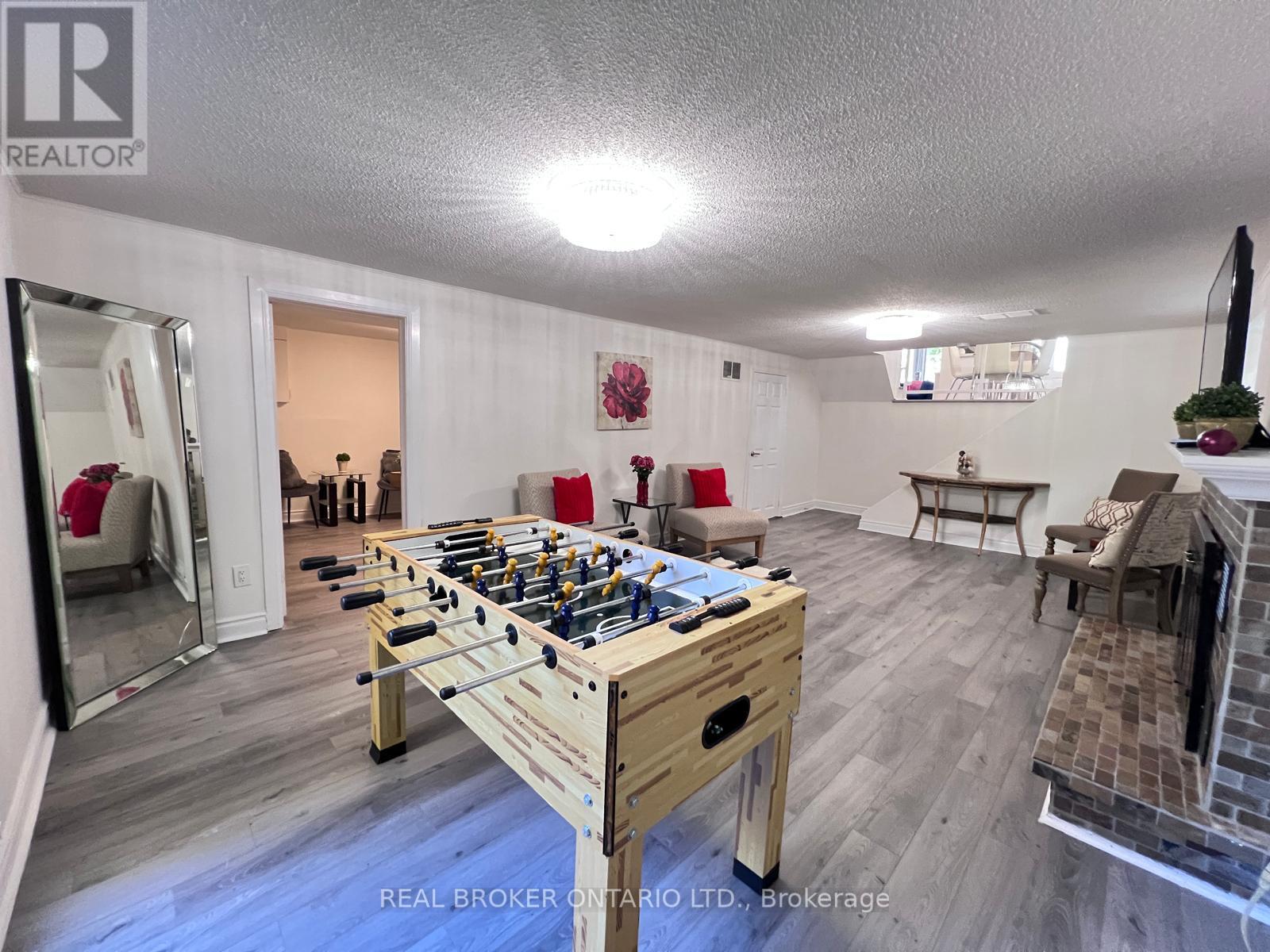105 Fred Varley Drive, Markham, ON photo 13