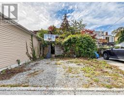 813 Carlaw Avenue, Toronto, ON M4K3L1 Photo 44