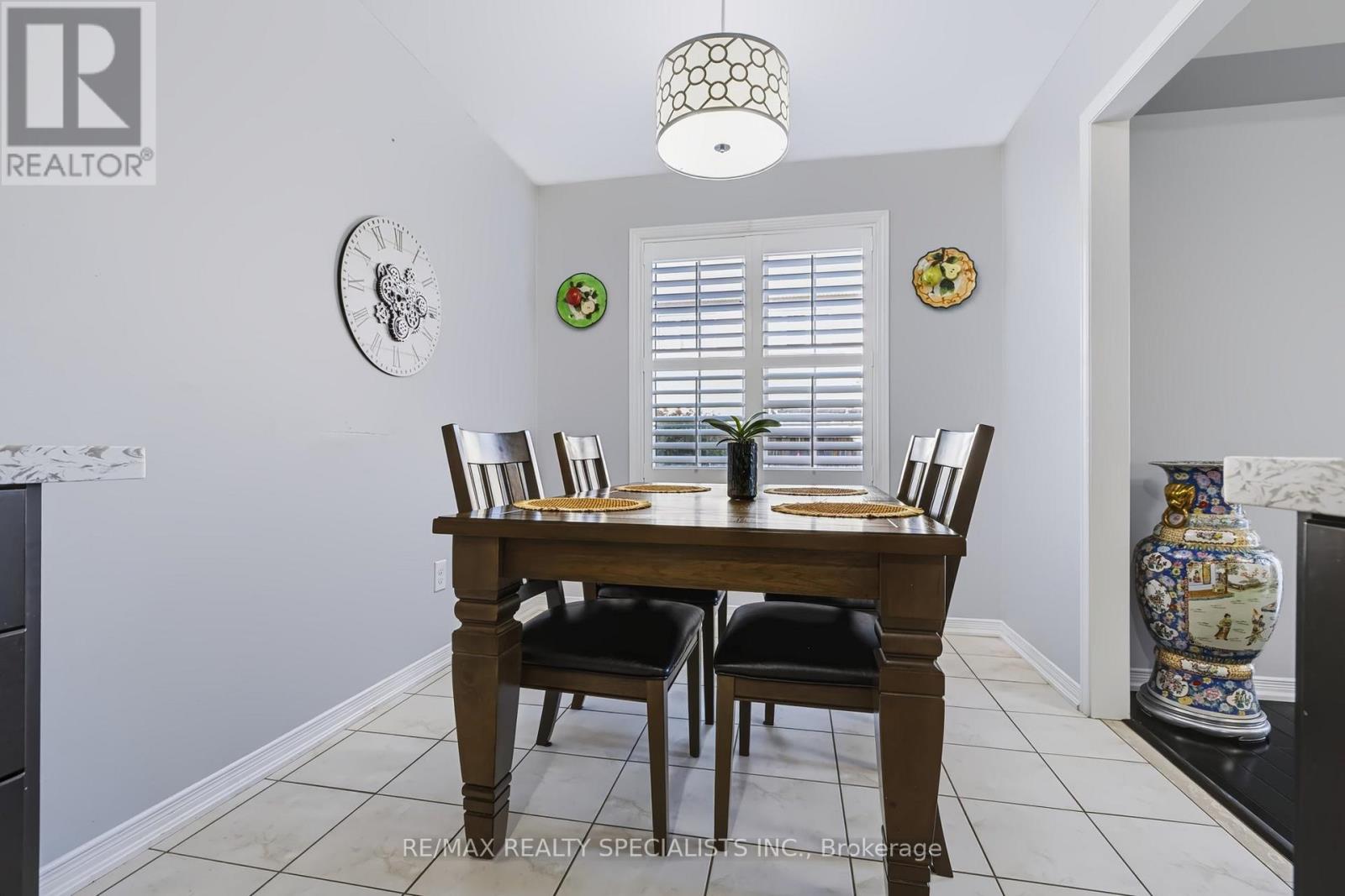 1379 Brandon Terrace, Milton, ON photo 13
