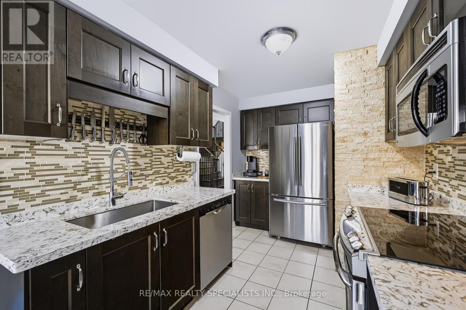 1379 BRANDON TERRACE - 15