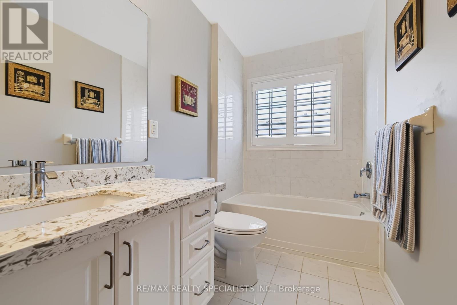 1379 BRANDON TERRACE - 24