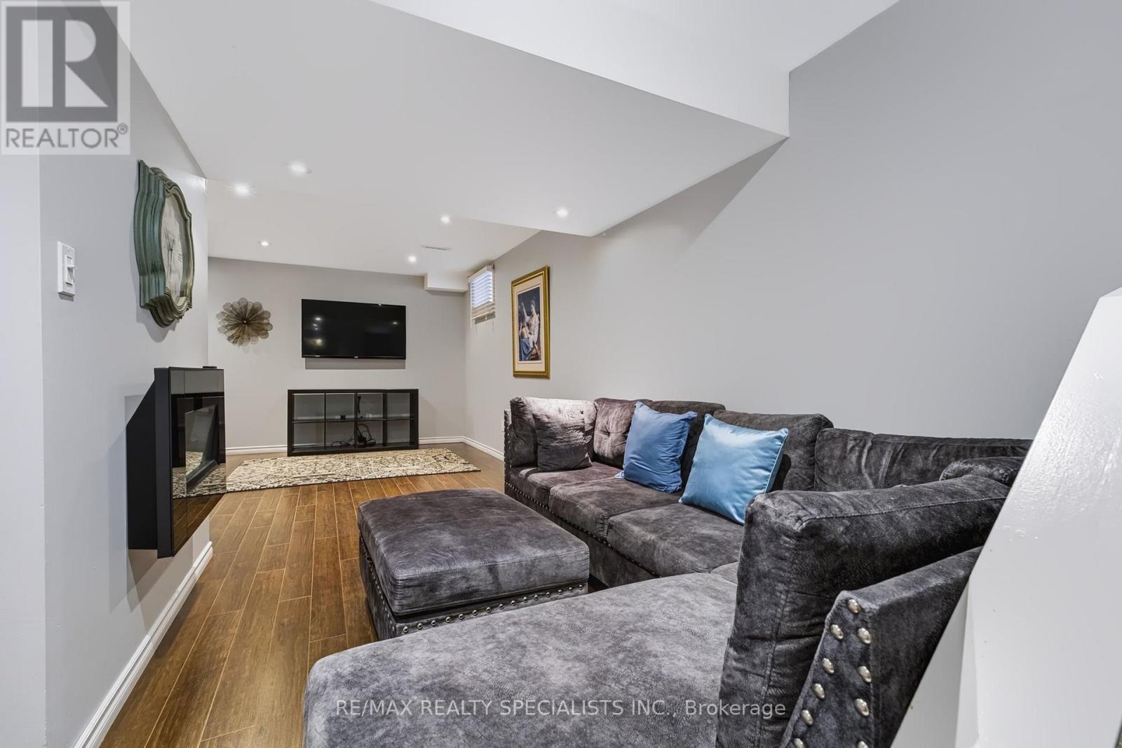 1379 Brandon Terrace, Milton, ON photo 30