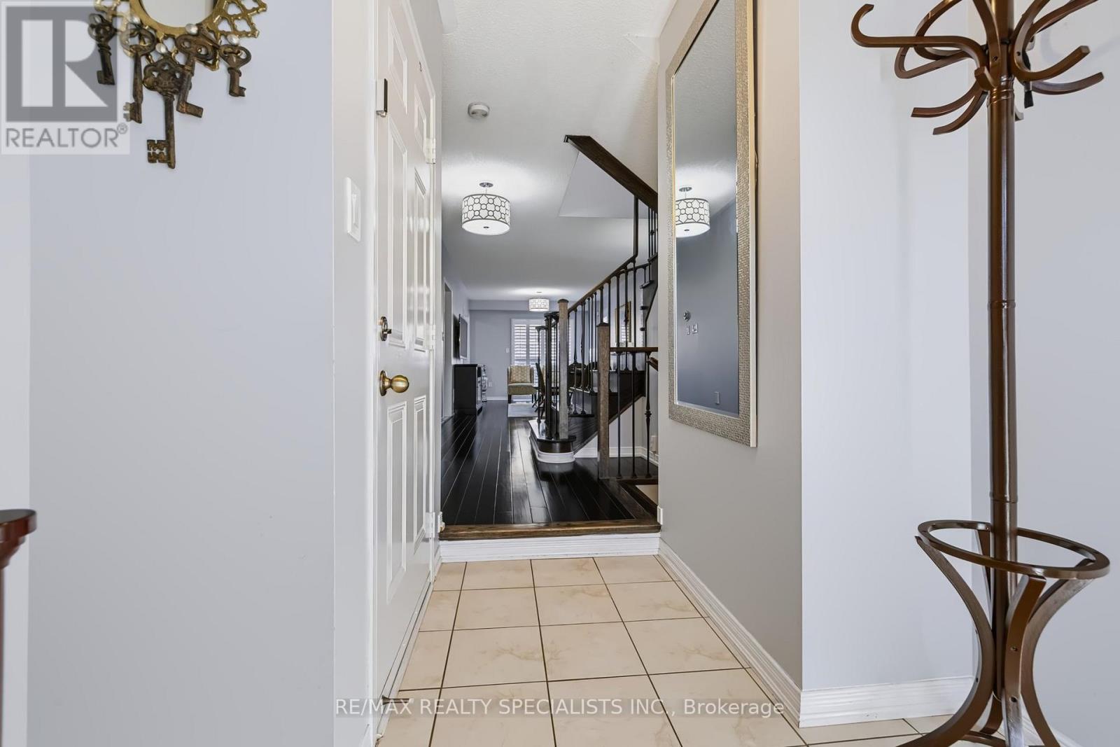 1379 Brandon Terrace, Milton, ON photo 5