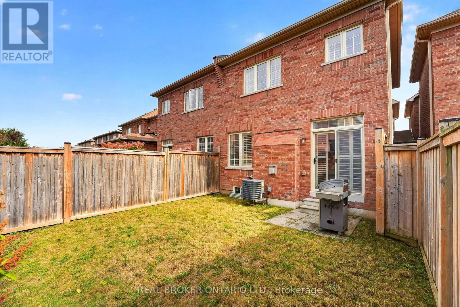 3231 STONEY CRESCENT - 45
