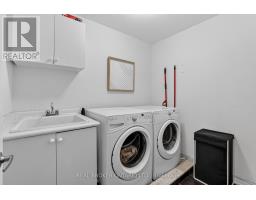 3231 Stoney Crescent, Mississauga, ON L5M0V4 Photo 27