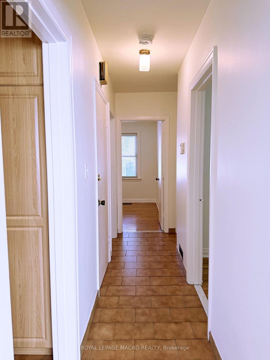 184 East 35th Street, Hamilton, ON photo 11