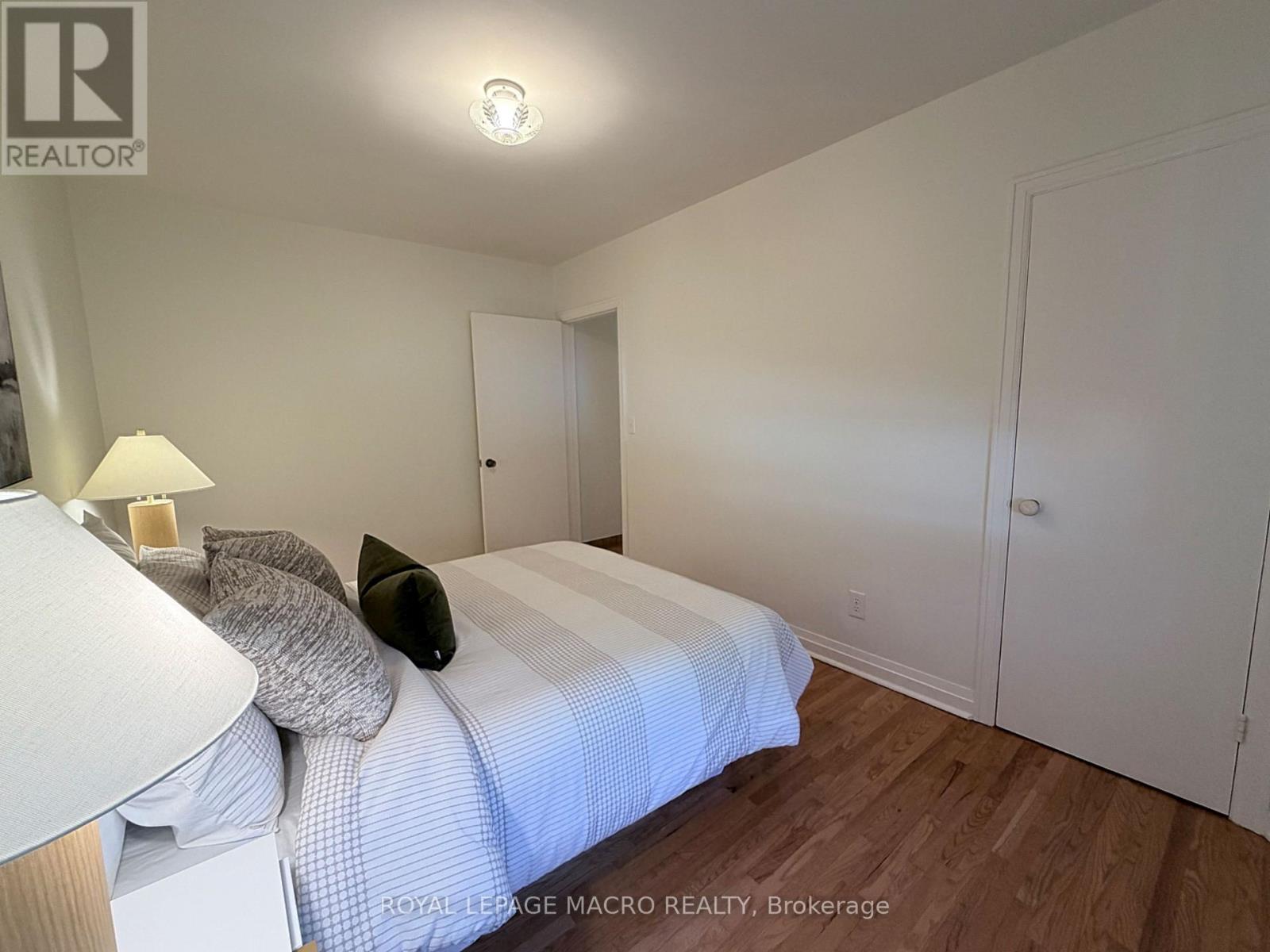 184 East 35th Street, Hamilton, ON photo 14