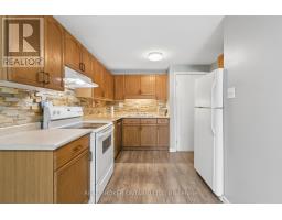 74 Helene Crescent, Waterloo, ON N2L5E5 Photo 12