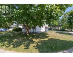 74 Helene Crescent, Waterloo, ON N2L5E5 Photo 26