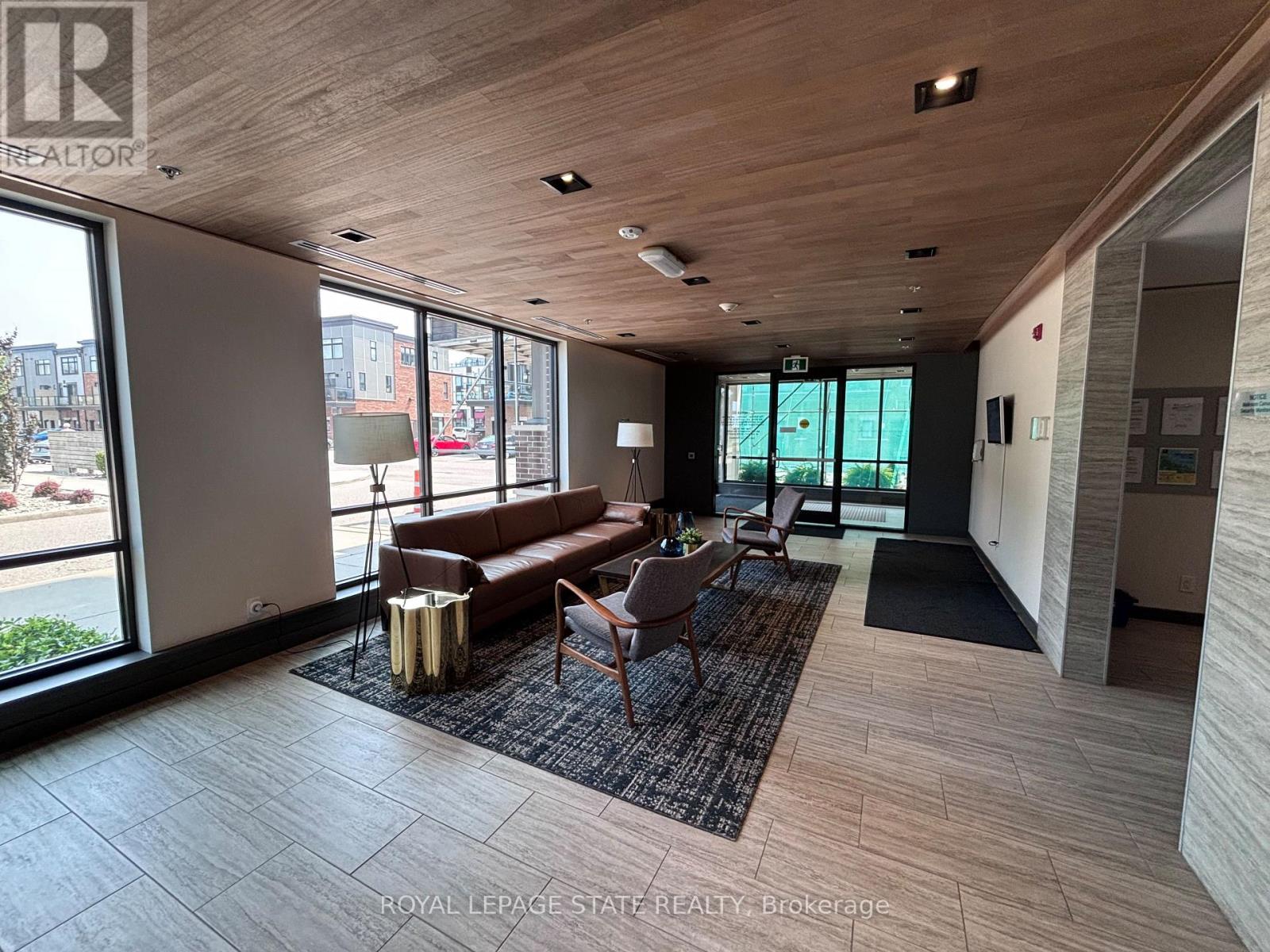 #309 40 ESPLANADE LANE - 17