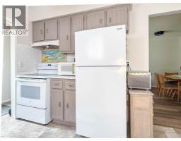 Kitchen - 2623 Kaymar Crescent, Sarnia, ON N0N1C0 Photo 11