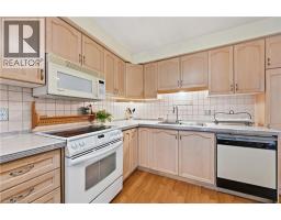 2pc Bathroom - 1310 Upper Wentworth Street Unit# 10, Hamilton, ON L9A5J3 Photo 10