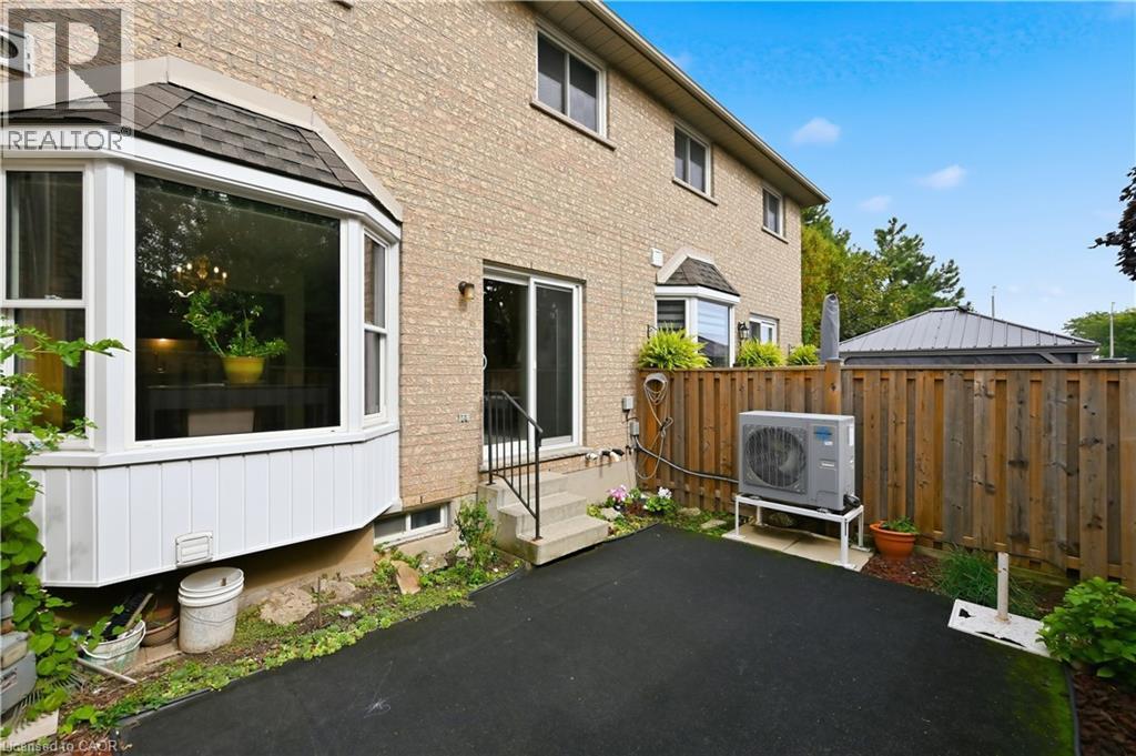 #10 1310 UPPER WENTWORTH Street - 32