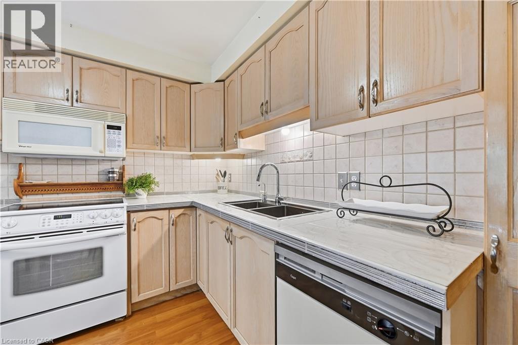 #10 1310 UPPER WENTWORTH Street - 7