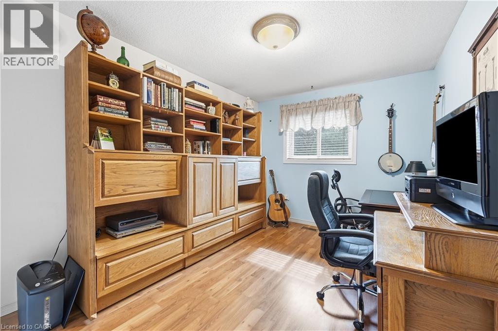 #10 1310 UPPER WENTWORTH Street - 25