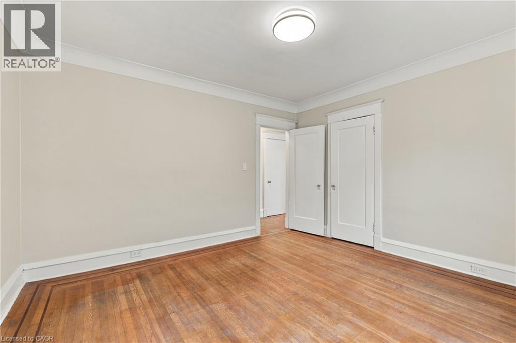 100 Balsam Avenue South — photo 33