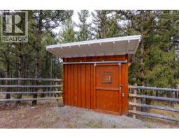 Laundry room - 5809 Beech Road, Merritt, BC V1K1M6 Photo 6
