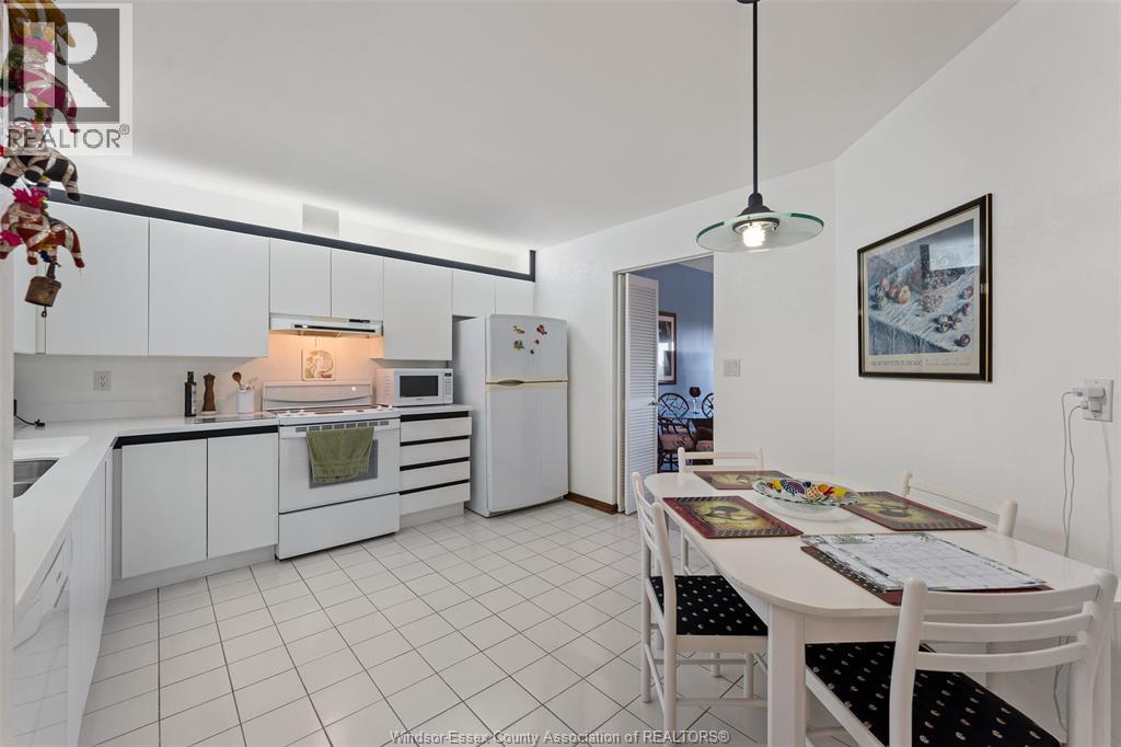 5151 RIVERSIDE DRIVE E - 16