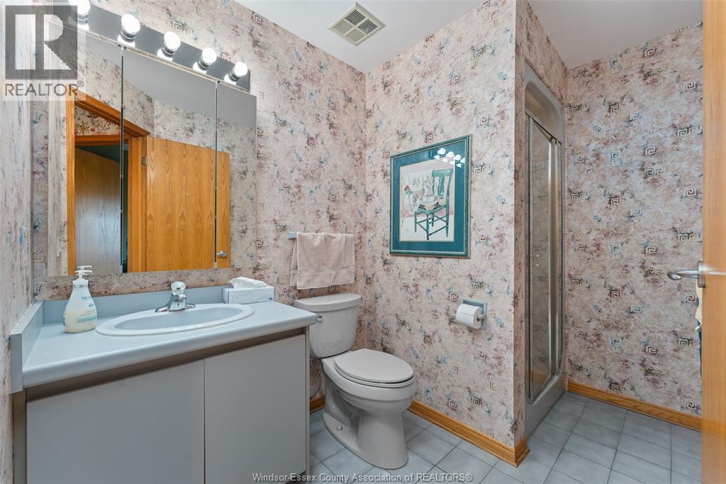 5151 RIVERSIDE DRIVE E - 20