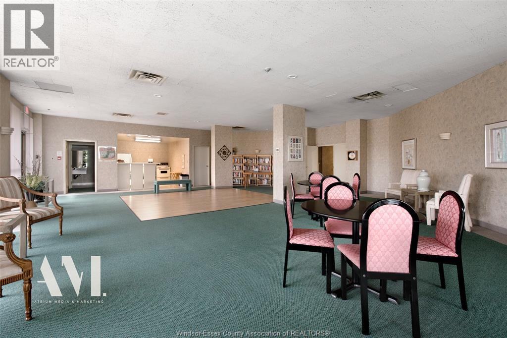 5151 RIVERSIDE DRIVE E - Image 3