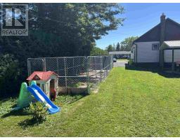 Porch - 54 Killarney Rd, Sault Ste  Marie, ON P6B4N8 Photo 6