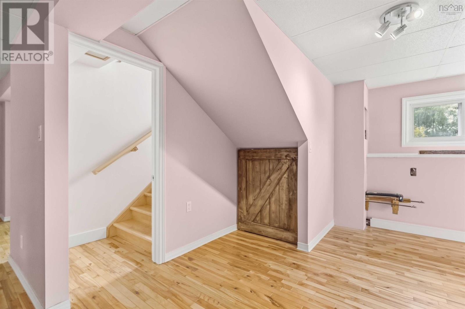 75 Kaye Street - 12