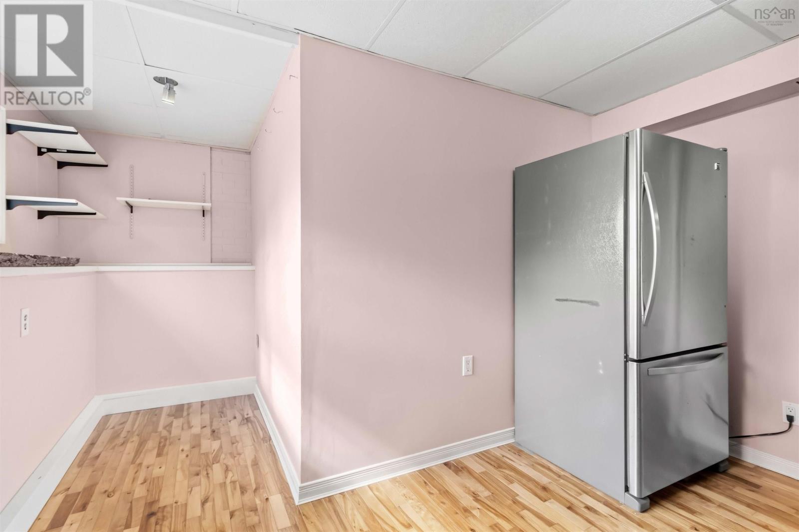 75 Kaye Street - 14