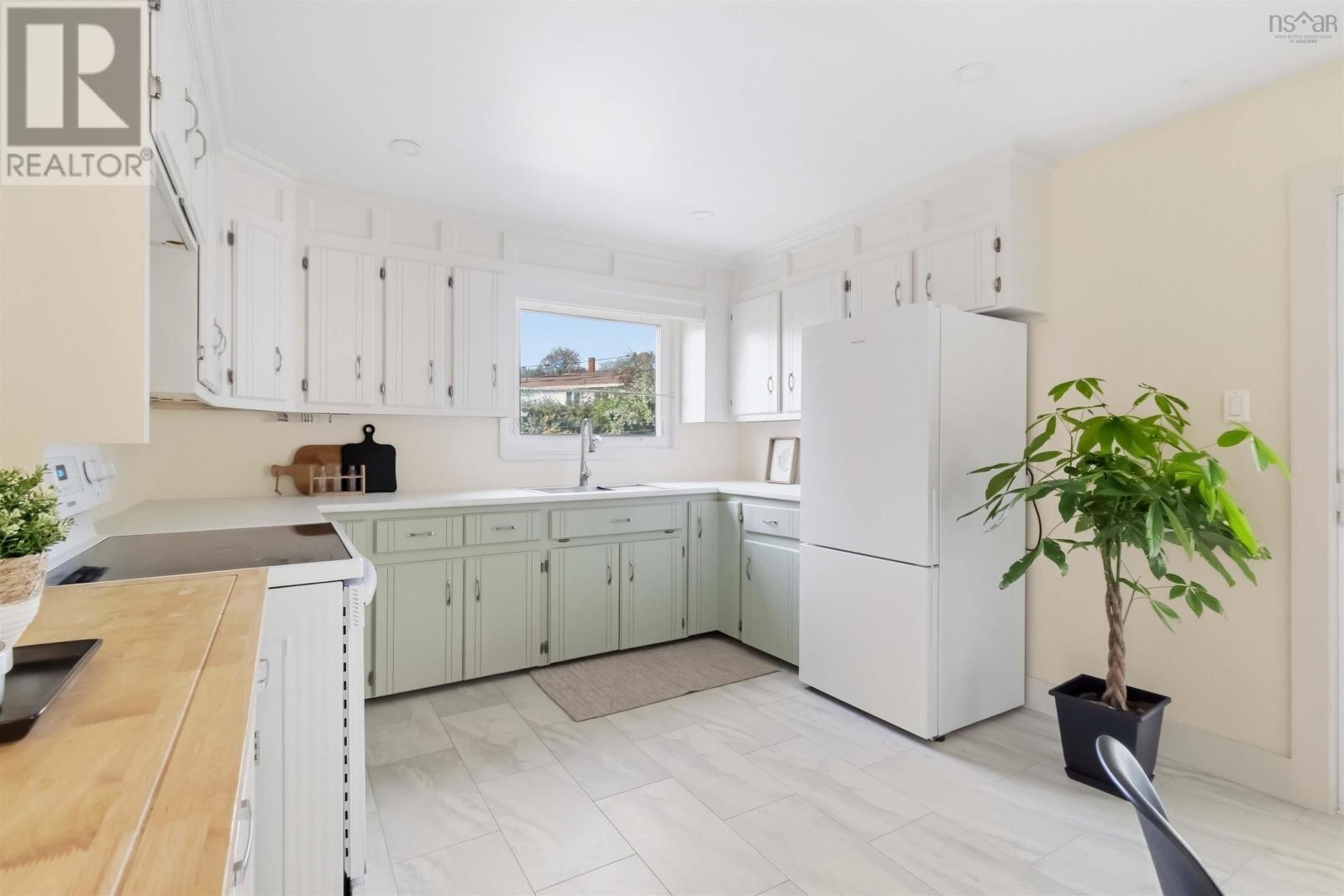 75 Kaye Street - 8