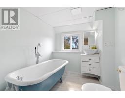 75 Kaye Street, Lower Sackville, NS B4C1M8 Photo 25