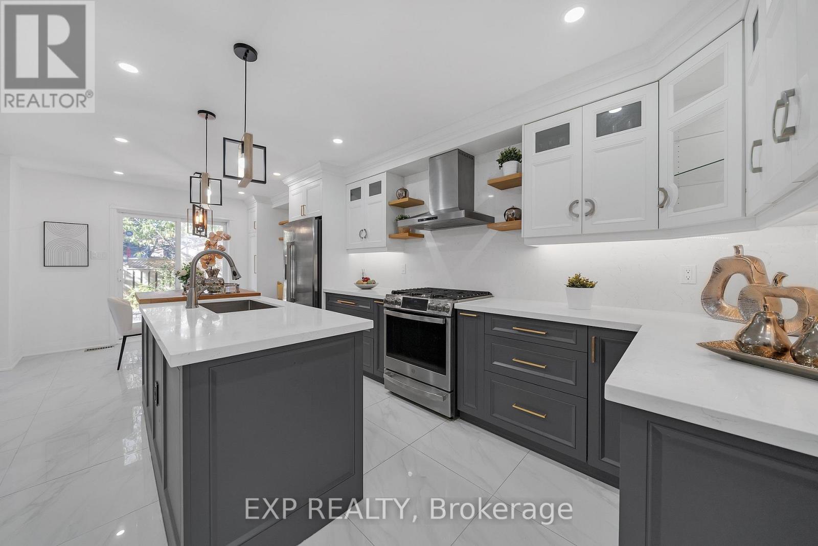 96 GRAND VALLEY BOULEVARD - 15