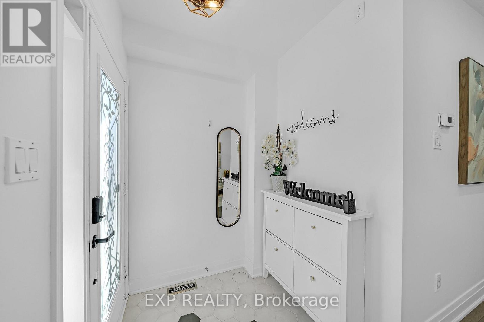 96 Grand Valley Boulevard, Vaughan, ON photo 6