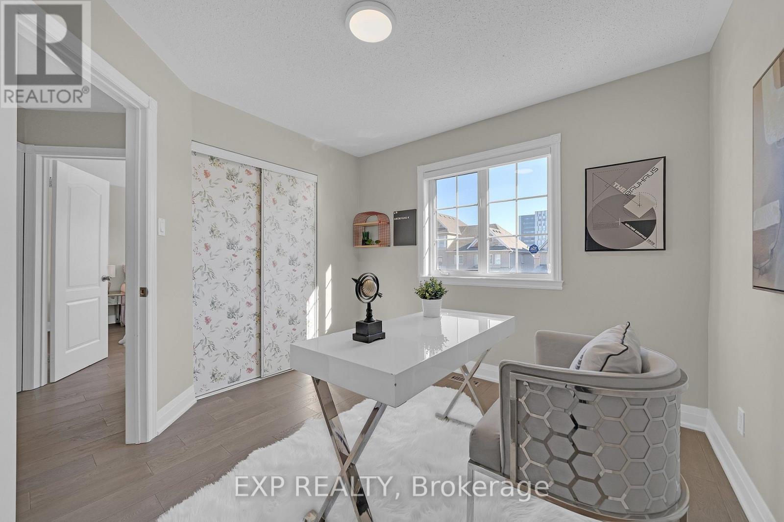 96 GRAND VALLEY BOULEVARD - 38