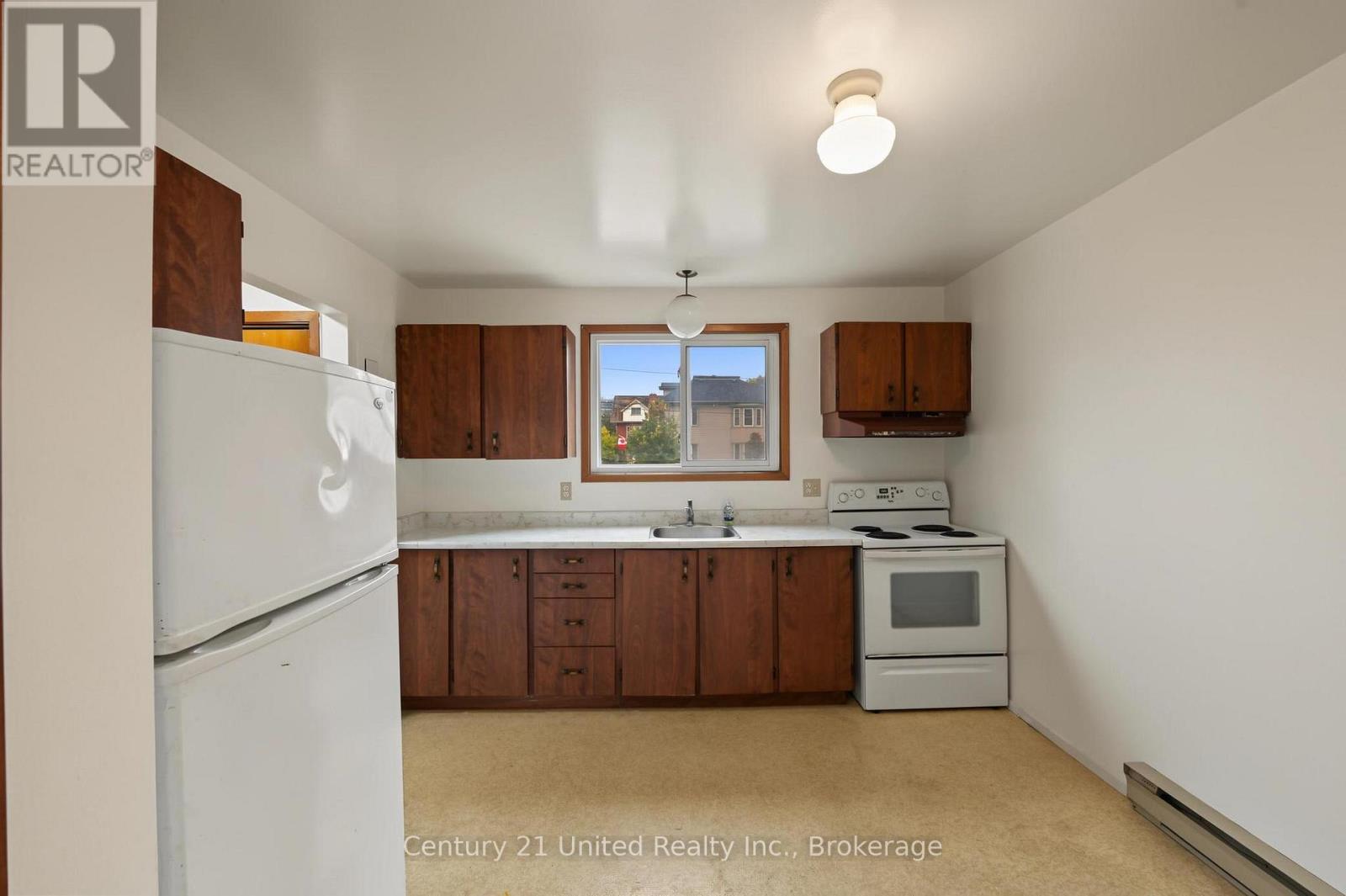 198 AYLMER STREET N - 14