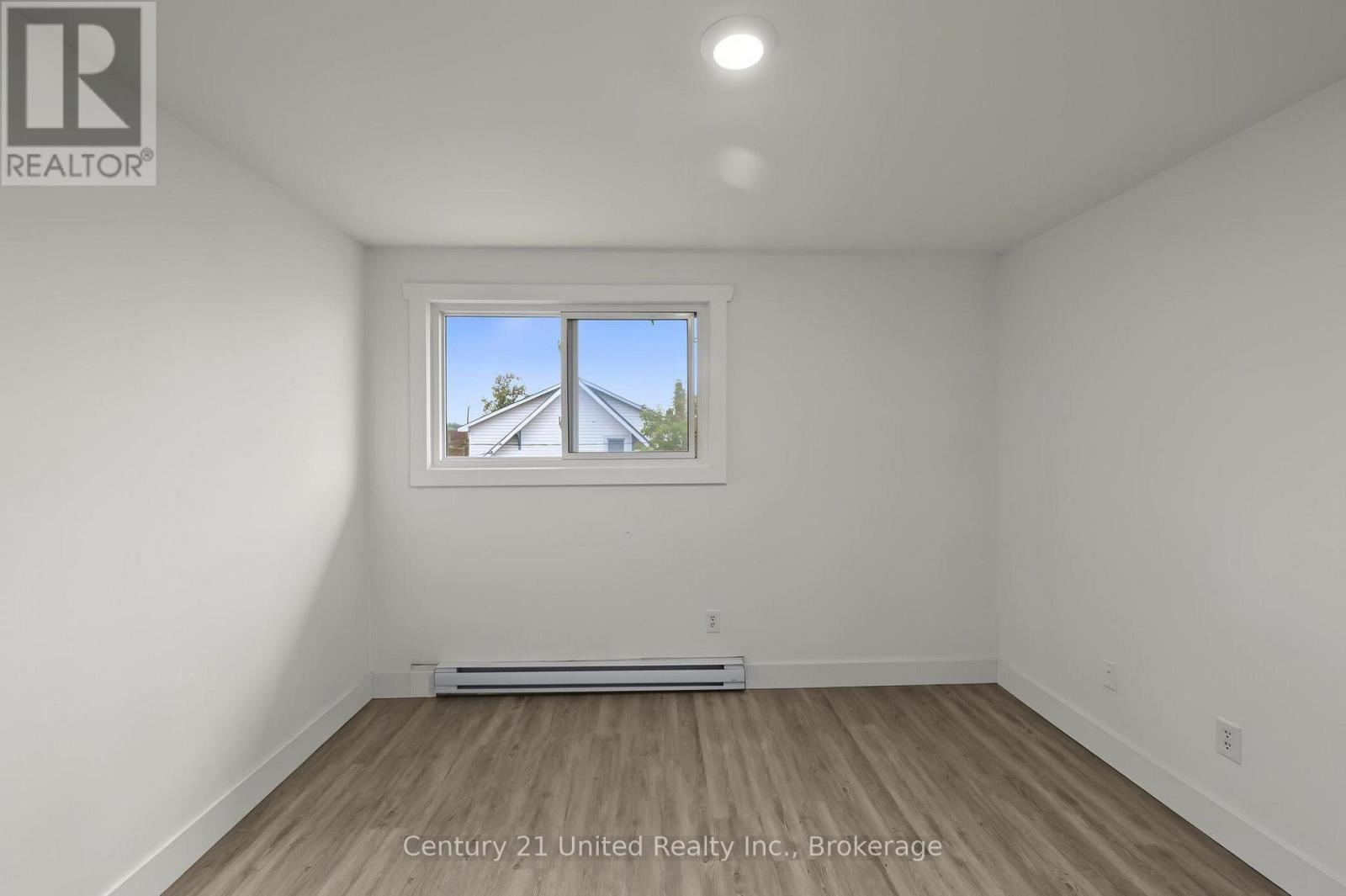 198 AYLMER STREET N - 9
