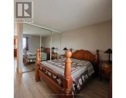 Foyer - 2 - 1024 Division Street, Cobourg, ON K9A5Y5 Photo 6