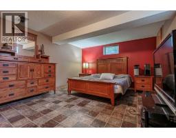93 Park Meadows Court Se, Medicine Hat, AB T1B4C3 Photo 32