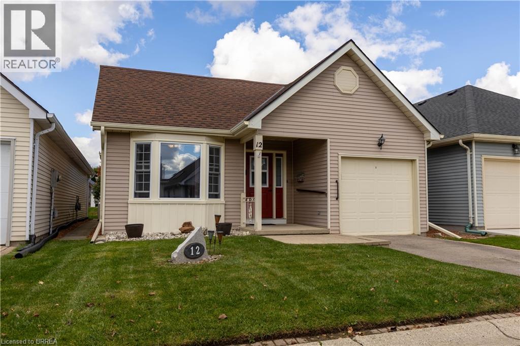 12 HAWKINS Crescent - 2