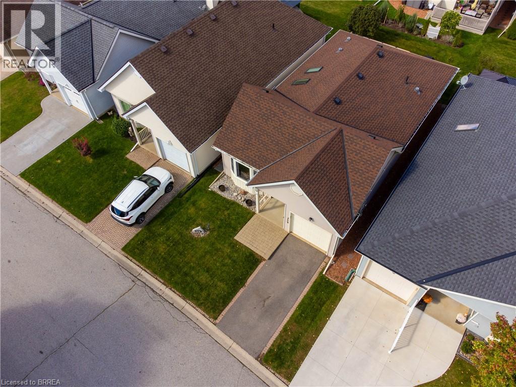 12 HAWKINS Crescent - Image 33