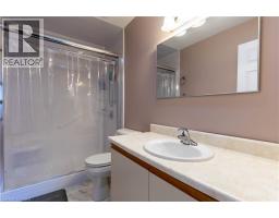 12 Hawkins Crescent, Tillsonburg, ON N4G5K7 Photo 17
